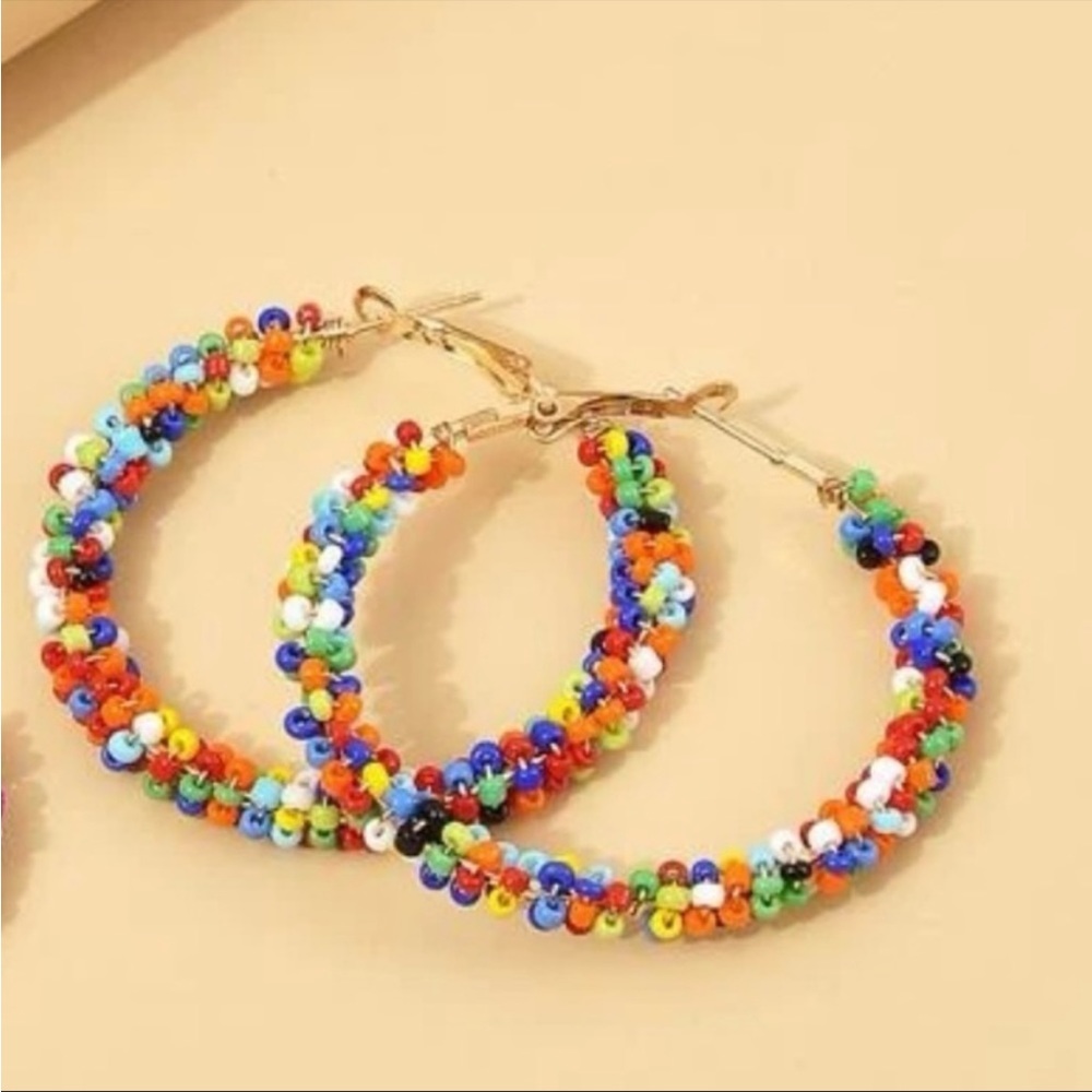 NWT Trendy beaded hoops - Picture 4 of 4
